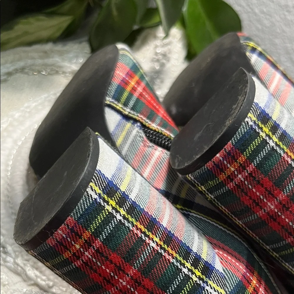 EUC Jeffrey Campbell Plaid Ankle Boots - Picture 13 of 13